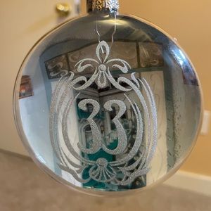 Disney Club Thirty-Three 2018 ornament